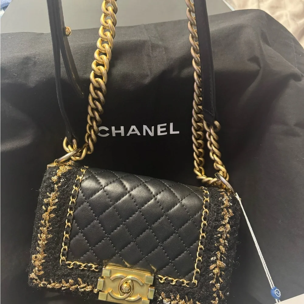 Chanel LIMITED EDITION SMALL BOY BAG TWEED JACKET - Picture 3 of 5